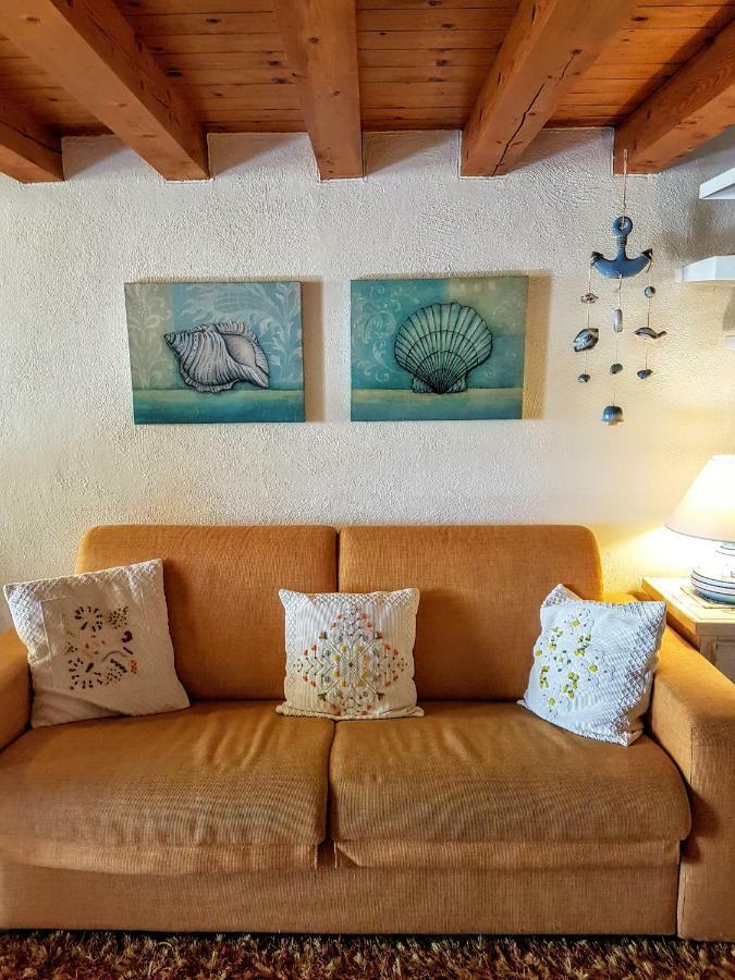 La Casa Di Chris Apartment Golfo Aranci Exterior foto