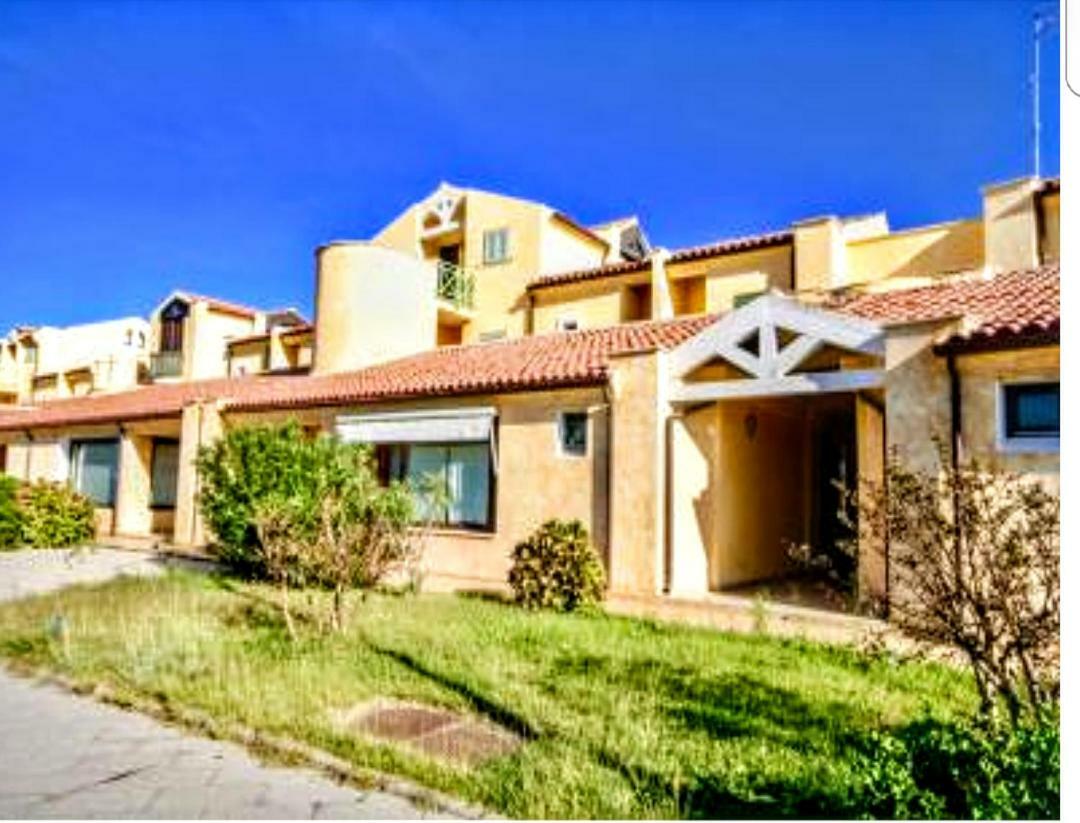 La Casa Di Chris Apartment Golfo Aranci Exterior foto